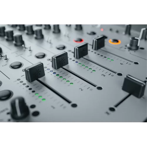 Allen & Heath Xone:96 8-канальный DJ-микшер купить в Москве и РФ